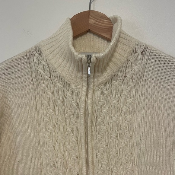 BFA Classics Size L Cream Zip Up Cardigan - Picture 2 of 10